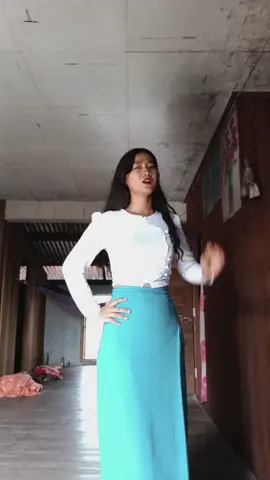 လာလာရှုပ်နေတဲ့မောင်ကိုပွစိ