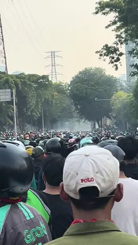 utamakan keselamatan, semoga kedapan tidak ada sperti ini lagi 😭😭 #indonesia 