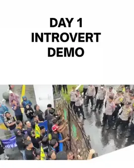 introvert ikut demo🗿#demo #tikusberdasi #fyppppppppppppppppppppppp #fyp 