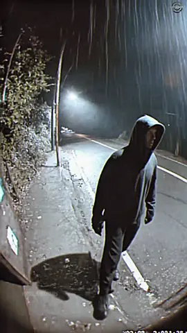 Security Cam Caught THIS at Night 😱👀 A hooded man walks up at night… then a demonic creature STRIKES in a split second! You won’t believe what the camera captured. #HorrorTok #ScaryVideo #CaughtOnCamera #ShockingMoment #demonicentity ty 