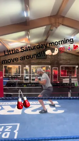 It’s been years since Iv been fit about three stone heavier out of shape, but nothing better getting in and getting a sweat on!!! #boxing #GymTok #gymmotivation #fyp 