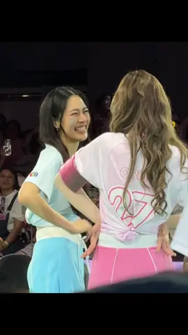Quyết không bị dụ 🤣🤣#linglingkwong #girlscupch3 #ormkornnaphat #lingorm 