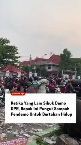 kalian bisa liat gak sih para anggota DPR yang mewakili rakyat? 😔#dpr #demo #viraltiktok #fyp 