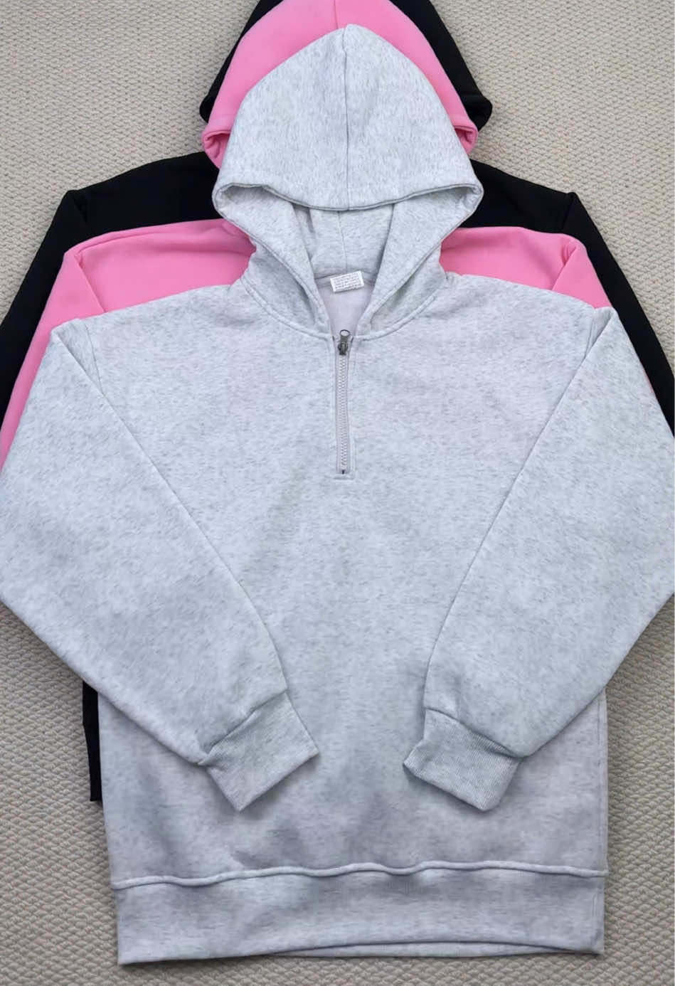 Cozy fleece hoodie for fall and winter, sporty style #hoodie #TikTokShopBackToSchool #spotlightfinds #TikTokShopLaborDaySale #tiktokshoprestock 