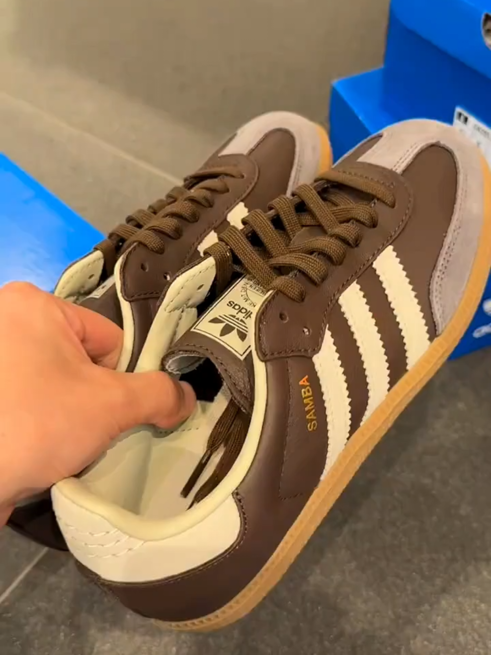 Adidas Samba OG Brown Putty Grey #adidassamba #adidas #samba #sneakers #fypage 