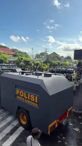 Lindungi semuanya ya tuhan