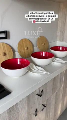 Hosting isn’t just about food, it’s about presentation that speaks luxury. Our red & white ceramic serving bowls with bamboo lids redefine elegance—crafted for those who believe every table deserves a statement. Because your home deserves nothing less than exquisite aesthetics. #fyp #tiktokkampalauganda🇺🇬🇺🇬🇺🇬 #luxekitchenware #kitchengadgets #luxuryliving 