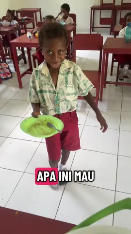 Selama persediaan masih ada tambah aja, ini dari rakyat untuk rakyat dan oleh rakyat #tiktokguru #gurutiktok #gurusd #gurupedalamanpapua #gurupelosok 