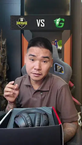 Lụm tai nghe đi các bạn #GamingOnTikTok #bacgau #freefire #ffwssea2025fall #strikeandrise 