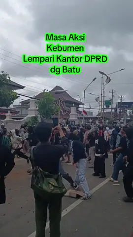 Aksi Demo di Gedung DPRD Kebumen Anarkis.  #kebumen #demo  #fyp 