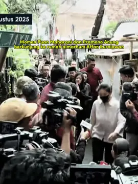 Ibu Puan Maharani takziah ke rumah Almarhum Affan Kurniawan didampingi oleh Bapak Pramono Anung #affankurniawan #ojol #ripdemokrasi #demo #viral 