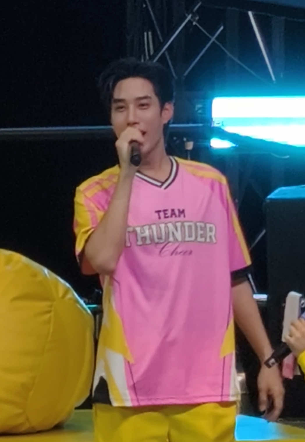 ช่วงคุณพี่ขิงทีมตัวเอง ว่าแต่ใครอีกทีมที่น่ารักหรอคะ อิอิ 🩷💛 DOMUNDI SPORT DAY  #DMDSPORTDAY2025 #tle_mtm #เติ้ลเฟิร์สวัน  #tlefirstone 