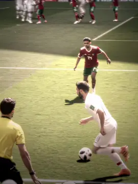 The header 🥵😍 // . . #ronaldo #christianoronaldo #smooth #handsome #blowthisupforme 