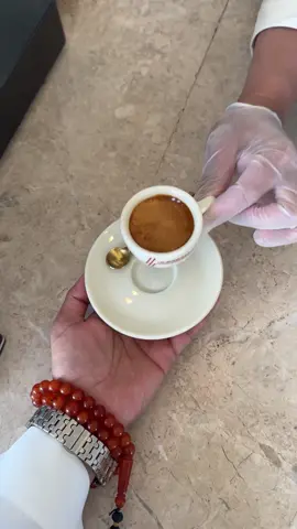 صباحيات السبت الجمّيلة ! 🤎☕️🕯️🎼🌿🌸✨