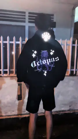 Hoodie boxy “octopus”🐙💡⭐️