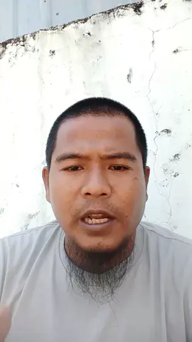 Makasar membara gedung DPRD nya di bakar dan semua daerah demo depan dprdnya Indonesia darurat kepercayaan kepada pemerintah dan DPR #dprdmakassar #DPR #demo #fypage #viral 