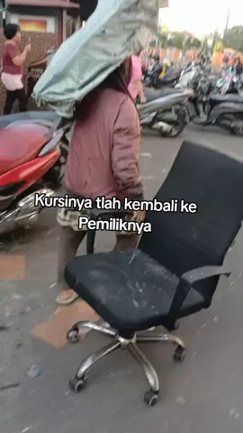 Kembali ke Pemilik yang Asli😎 #dpr #demo #fyppppppppppppppppppppppp  #saveindonesia 