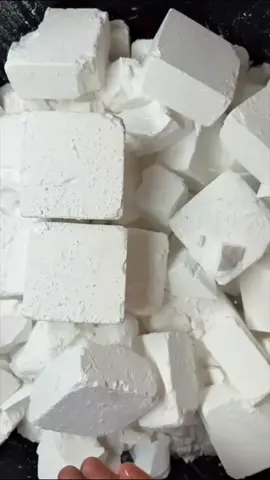 Buttery chalk Asmr 🤤 Cr@chalkitasmr #foryoupageoffical #oddlysatisfying #asmrchalkcrushing #crunchyasmr #dusky 
