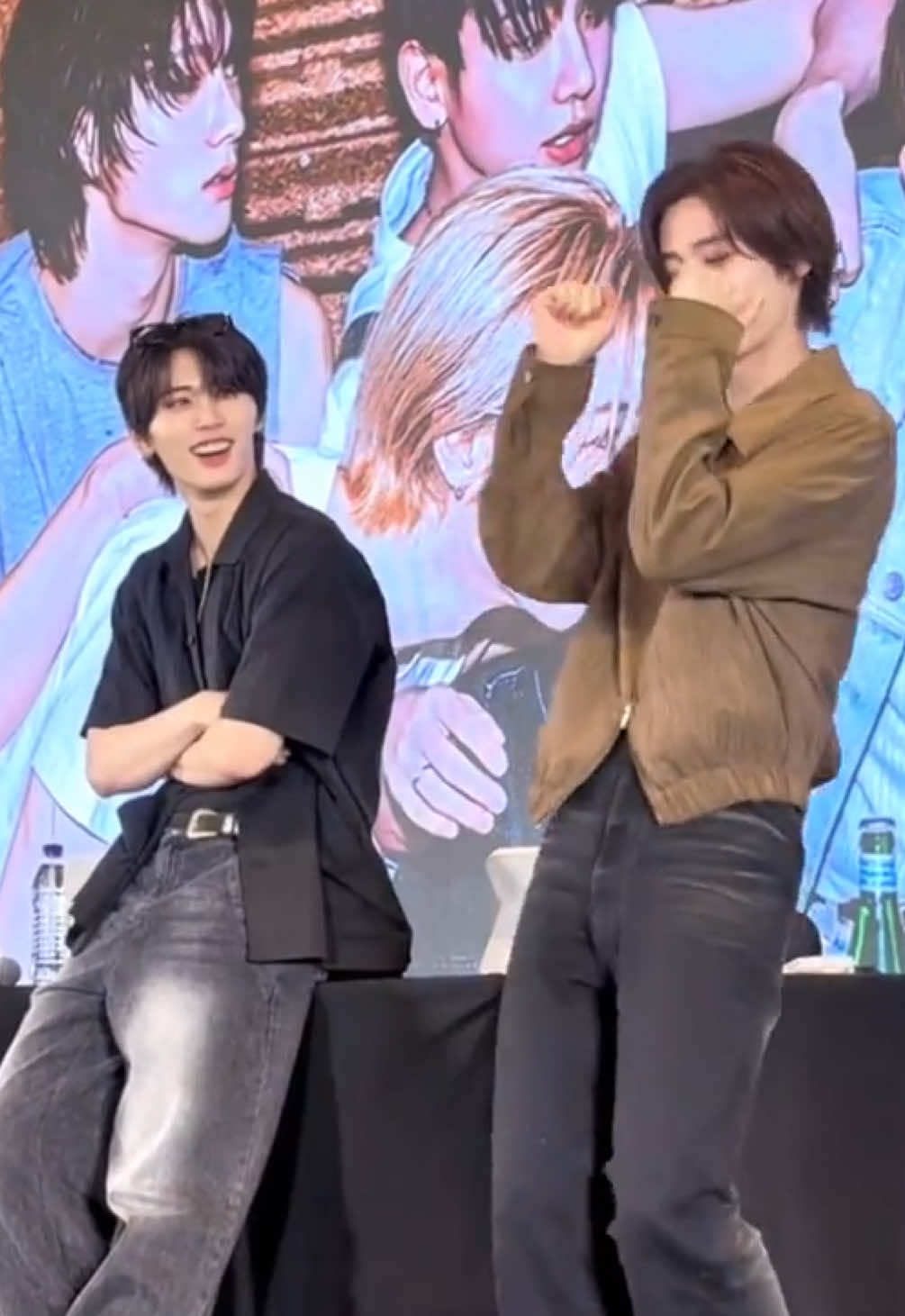 Cr: on vid (xhs), taesan’s reaction to leehan 😆 #taesan #leehan #boynextdoor #fansign #fyp @BOYNEXTDOOR 