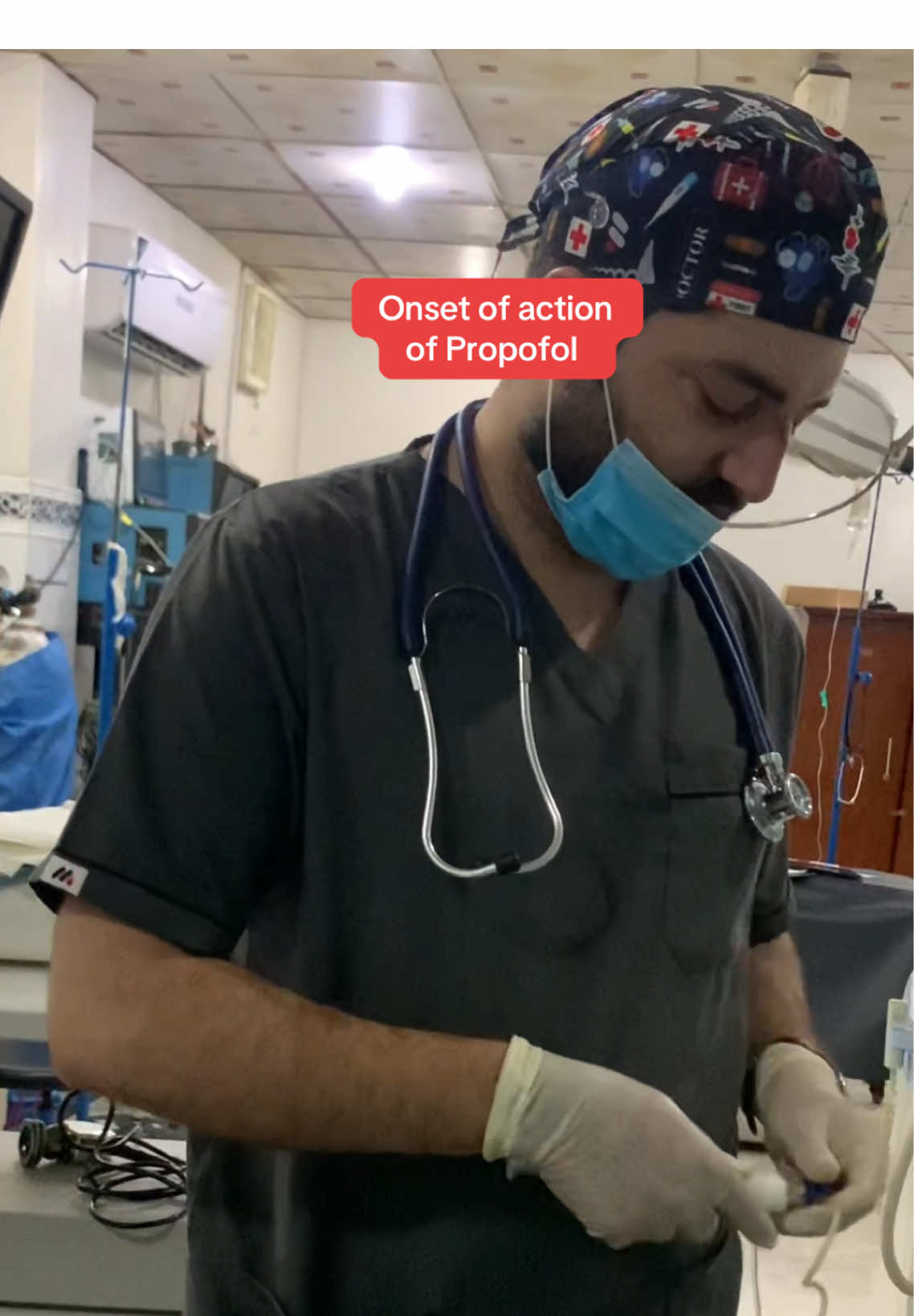 What is the Onset of action of propofol? ❤️🩺🫡🫶🏻 video is maked by consent of patient #viralmyvideo #unfreezemyacount #100k #treanding #anesthesiologist #anesthesiatechnologist #anesthesia #laparscopicsurgery #viral #anesthetist #sakanesth_official 