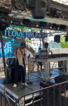 සංගීතය කියන්නෙම භාෂාවක් ! 🪈  I🤍BRUNCH  #mirissa #progressivemusic #ilovebrunch #fypシ゚  #creatorsearchinsights 