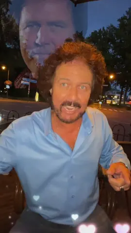Deze versie is veel beter!!  René Le Bak met René Le Blanc  @reneleblanc.official 