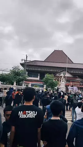 Kebumen hari ini#kebumen #kebumen24jam #demohariini #fyp #berandafypシ 