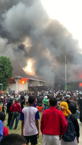 Pekalongan 30 Agustus 2025 perusakan fasilitas #pekalongan #pekalongan24jam #stopanarkis 