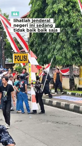 😭 kalau jenderal masih hidup pasti sedih😭 suasana didepan polres Purbalingga sedang ada unjuk rasa #demodipurbalingga #polrespurbalingga #purbalingga #purbalinggafyp #fyp 