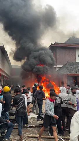 streakk wooo#dpri #demo #cilacap24jam #