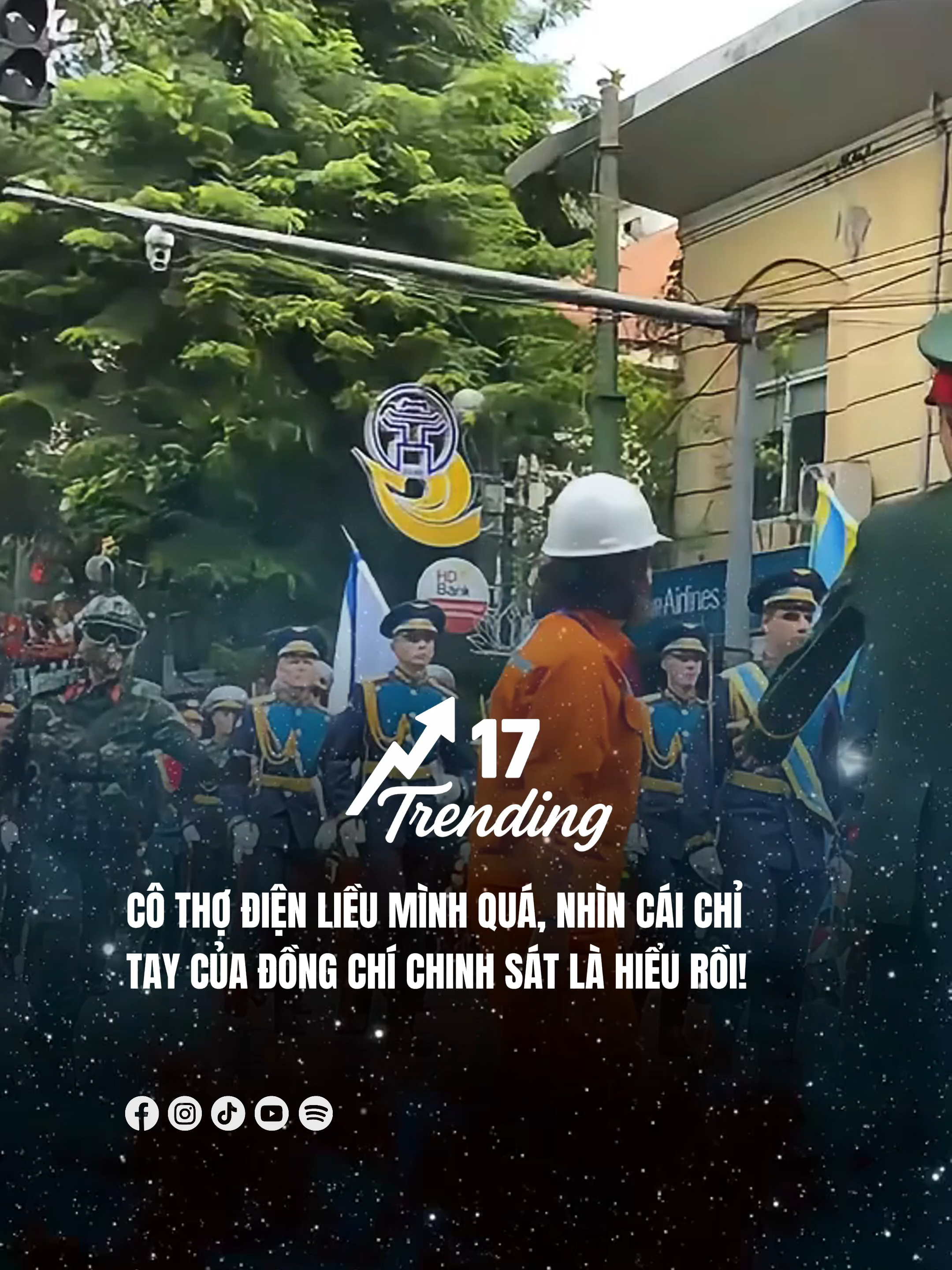 Cô thợ điện liều mình quá ... #17network #17trending #A80 #toiyeuvietnam