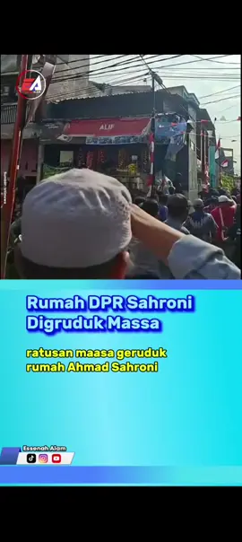 BREAKING NEWS Rumah Anggota DPR RI Ahmad Sahroni di Tanjung Priok Digeruduk Massa #rumah #sahroni #dpr #diserbu #massa 