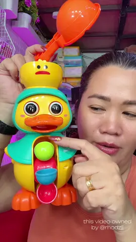perfect pang gift sa mga anak ninyo or pamangkin or mga inaanak..sure na mag eenjoy talaga sila dito.. #babyducks #spinningwaterwheeltoy #bathtoy #toys #fyp 