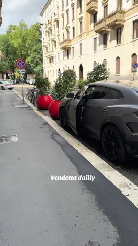Lautaro Martinez in Milan #lautaromartinez #lautaro #footballtiktok 