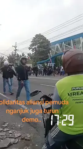 demo solidaritas aliansi pemuda kabupaten nganjuk jawa timur.. 