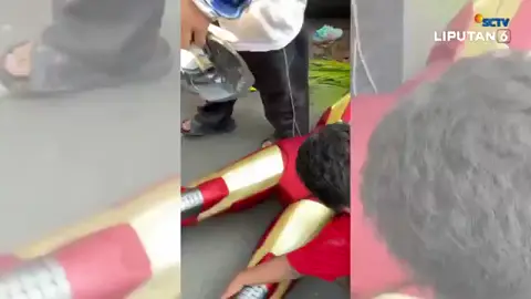 warga jarah iron man ahmad sahroni wkwkwk  , rumah ahmad sahroni diserbu warga di tanjung priok #ahmadsahroni #rumahahmadsahroni #tanjungpriok 