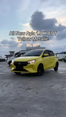 All New Astra Daihatsu Ayla 1.0 CVT Yellow Metallic Harga Cash Balikpapan 177.800.000 Info Hitungan Kredit Bisa DM yaa #ayla #daihatsubalikpapan #daihatsusamarinda #daihatsupenajam #daihatsukaltim 