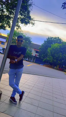 Merdeka! Merdeka! Merdeka! Wishing everyone a joyful Independence Day.❤️✍️#marcusraj #namakkunaamey #1millionaudition #100kviews @Isai_9906 