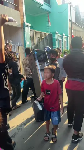 DEMO TERKINI DI RUMAH SAHRONII, SAMPE TIDAK TERSISA😭#demo #sahroni #demo #demo2025 