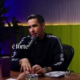 Você já parou pra pensar que você é apenas mais um escr*vô do “governo”?  . . . #flavioaugusto 