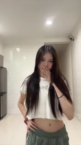 why is there a slight lag 🦦