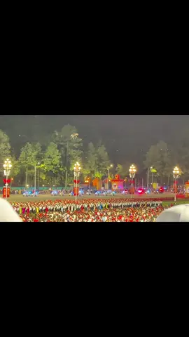 🥰🥰Hoà Bình quá đẹp ạ#xuhuongtiktok #a80 #concerquocgia 