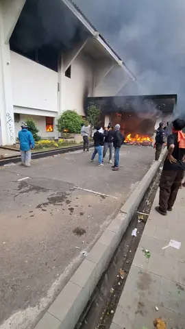 #fyyp  #kantordprdpekalongan  #demo 