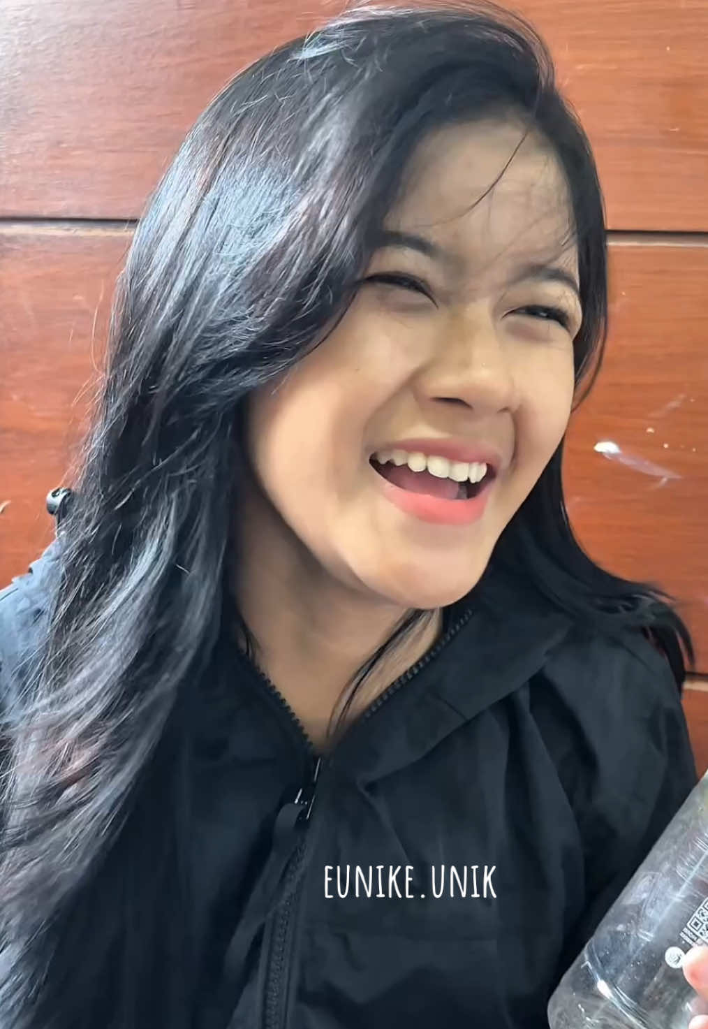 kupu kupu apa ini namae?  #kupukupu #viralvideo #kakakunik #eunike_unik #soundviral 