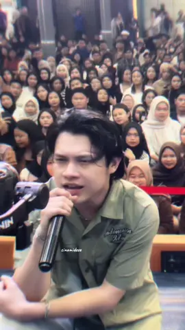 makin gila gue ron😭💚🫵 #ronyparulian #indonesianidol #medan 