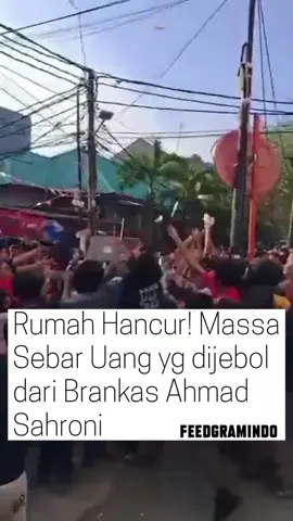 Rumahnya dihancurkan & dijarah, kemana ahmad sahronii??