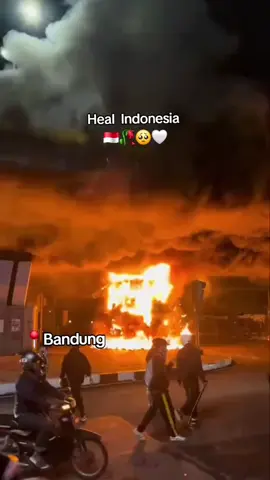 INDONESIA SEDANG TIDAK BAIK BAIK SAJA