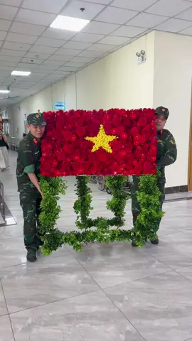 Quân y chúng em cũng ăn mừng tết độc lập 🇻🇳🇻🇳🇻🇳🇻🇳#flowers #quốckhánh #tếtđộclập 