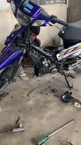 Saput gaul💨👑🤙 @yona 2 stroke 🦆💨  #fizr_2stroke #rxkingindonesia #rxking135cc #rxkingnusantara #fyp 