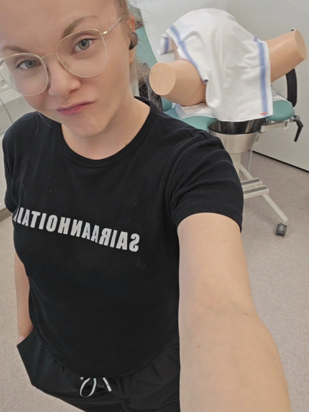 Nurse and proud of it. 💙 #sairaanhoitajat #sairaanhoitaja #nurse #nurselife #nurselife 